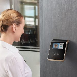 kiem-soat-cua-bang-nhan-dien-kuon-mat