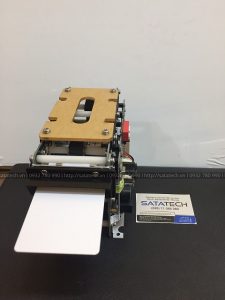 may-nuot-the-zkteco-cr100