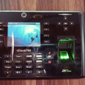 may-cham-cong-van-tay-va-the-zkteco-iclock-700