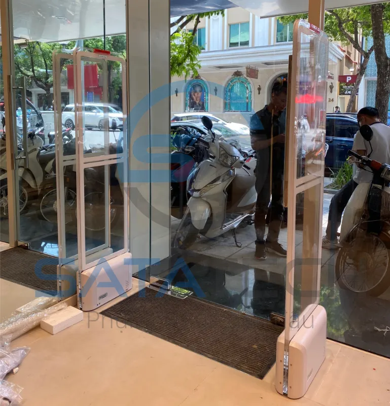 Cổng từ an ninh tại shop