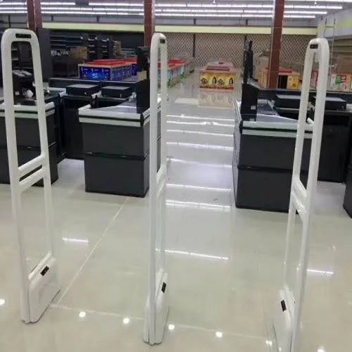 Cửa từ chống trộm tại siêu thị 