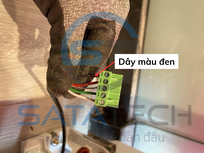 Đấu nối dây tín hiệu đen 