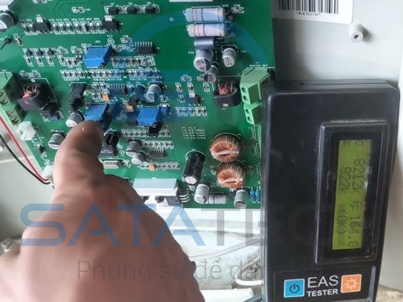 board mạch của cổng từ an ninh